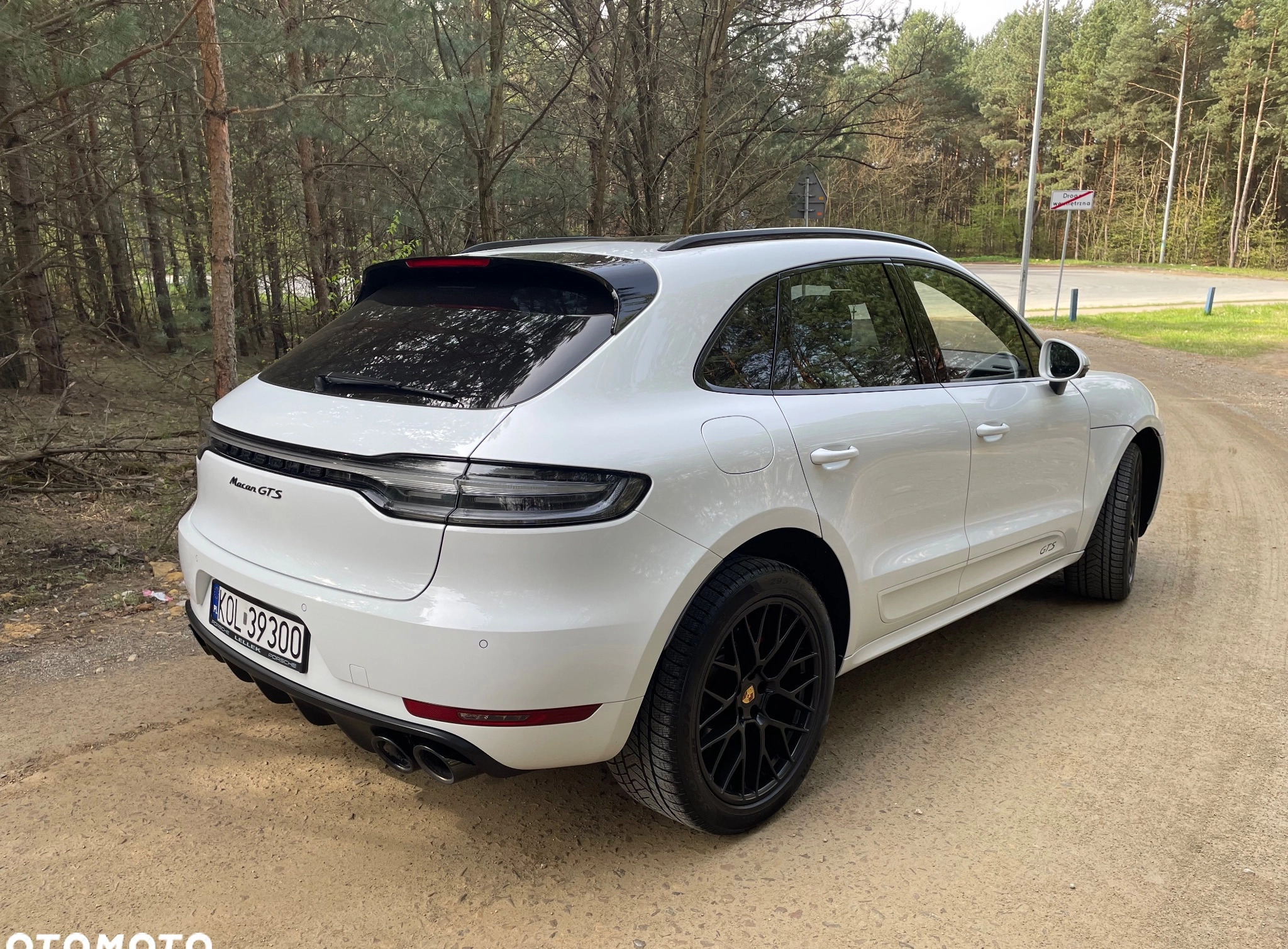 Porsche Macan cena 369000 przebieg: 104236, rok produkcji 2020 z Olkusz małe 466